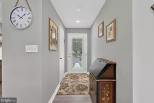 4115 Duvawn St, Alexandria, VA 22310 - Photo 3