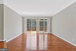9546 Lagersfield Cir, Vienna, VA 22181 - Photo 17