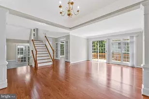 9546 Lagersfield Cir, Vienna, VA 22181 - Photo 15