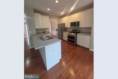 9546 Lagersfield Circle, Vienna, VA 22181 - Photo 7