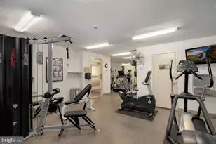 3701 S George Mason Dr, Falls Church, VA 22041 - Photo 11