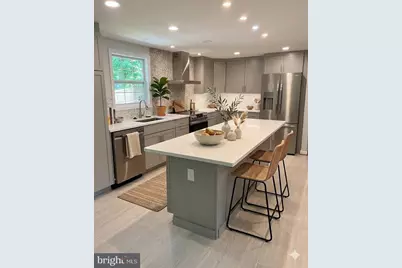 2283 Dosinia Court, Reston, VA 20191 - Photo 5