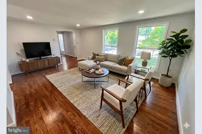 2283 Dosinia Court, Reston, VA 20191 - Photo 3