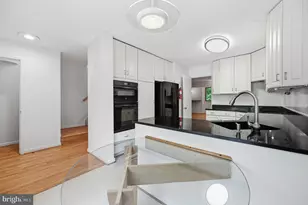 2242 Cartwright Pl, Reston, VA 20191 - Photo 11