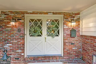 4401 Dolphin Ln, Alexandria, VA 22309 - Photo 3