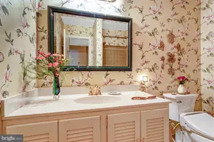 4401 Dolphin Ln, Alexandria, VA 22309 - Photo 21