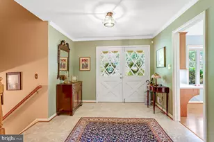 4401 Dolphin Ln, Alexandria, VA 22309 - Photo 5