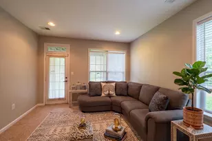 5609 Faircloth Ct, Centreville, VA 20120 - Photo 5