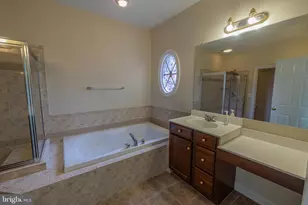 9243 Point Replete Dr, Fort Belvoir, VA 22060 - Photo 7