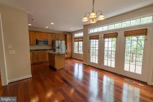9243 Point Replete Dr, Fort Belvoir, VA 22060 - Photo 5