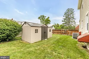 8604 Woodlawn Ct, Alexandria, VA 22309 - Photo 39