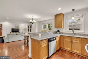 8604 Woodlawn Ct, Alexandria, VA 22309 - Photo 15