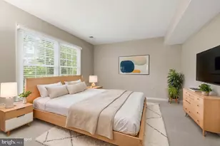 4308 Warner Ln, Chantilly, VA 20151 - Photo 15