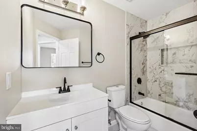 13598 Bathgate Drive, Herndon, VA 20171 - Photo 27