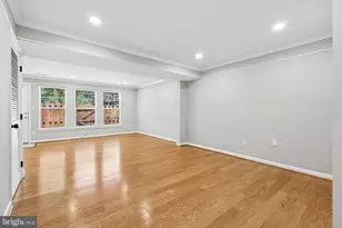 13598 Bathgate Dr, Herndon, VA 20171 - Photo 11