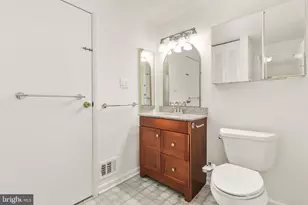 5712 Round Top Ln, Burke, VA 22015 - Photo 21