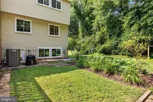 5712 Round Top Ln, Burke, VA 22015 - Photo 31