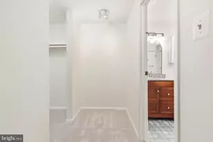 5712 Round Top Ln, Burke, VA 22015 - Photo 19