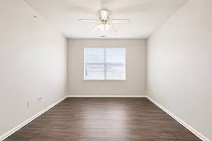 12925 Centre Park Cir, Herndon, VA 20171 - Photo 13