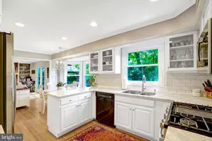 4315 Wakefield Dr, Annandale, VA 22003 - Photo 13