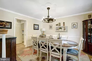 4315 Wakefield Dr, Annandale, VA 22003 - Photo 9