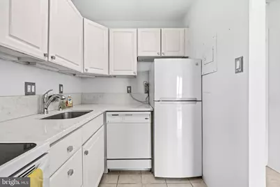 2059 Huntington Avenue #801, Alexandria, VA 22303 - Photo 15