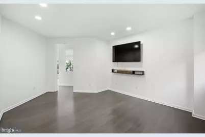 7545 Potomac Fall Road, McLean, VA 22102 - Photo 17