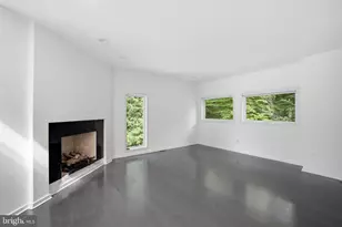 7545 Potomac Fall Rd, McLean, VA 22102 - Photo 11