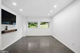 7545 Potomac Fall Rd, McLean, VA 22102 - Photo 23