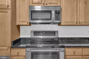 1800 Old Meadow Rd, McLean, VA 22102 - Photo 17