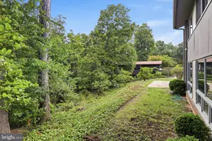 8804 Mansion Farm Pl, Alexandria, VA 22309 - Photo 25