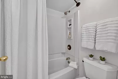 5901 Mount Eagle Drive #301, Alexandria, VA 22303 - Photo 19