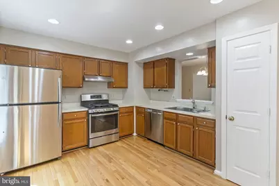 8073 Morning Meadow Court, Alexandria, VA 22315 - Photo 15