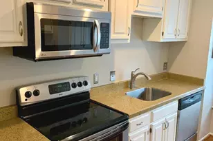 2438 Ridgehampton Ct, Reston, VA 20191 - Photo 11