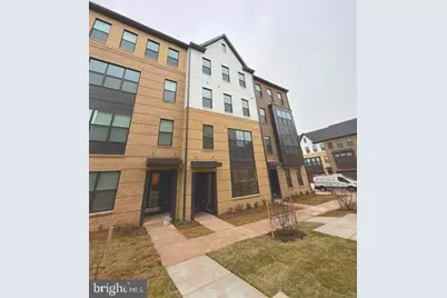 5024 Longmire Way #81, Chantilly, VA 20151 - Photo 1