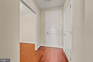 8220 Crestwood Heights Dr, McLean, VA 22102 - Photo 3