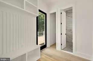 2000 Oswald Pl, Falls Church, VA 22043 - Photo 33