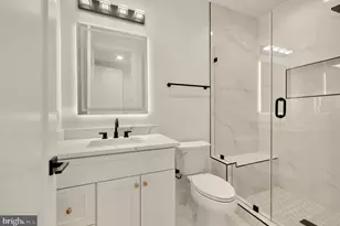 2000 Oswald Pl, Falls Church, VA 22043 - Photo 59