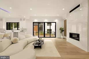 2000 Oswald Pl, Falls Church, VA 22043 - Photo 17