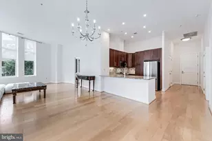8220 Crestwood Heights Dr, McLean, VA 22102 - Photo 9
