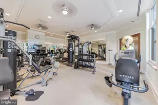 8220 Crestwood Heights Dr, McLean, VA 22102 - Photo 9