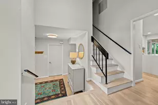6706 Pine Creek Ct, McLean, VA 22101 - Photo 3