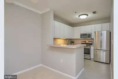 6990 Falls Reach Drive #211, Falls Church, VA 22043 - Photo 7