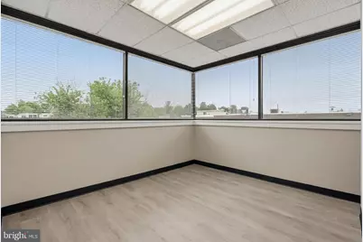124 Park Street SE #205, Vienna, VA 22180 - Photo 7