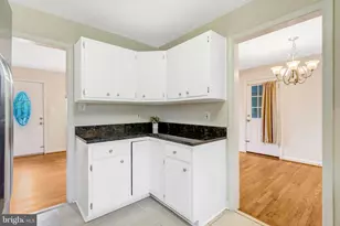 5804 Channing Rd, Springfield, VA 22150 - Photo 7