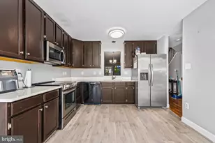7710 Baird Ct, Lorton, VA 22079 - Photo 5