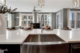 3927 Fair Ridge Dr, Fairfax, VA 22033 - Photo 11