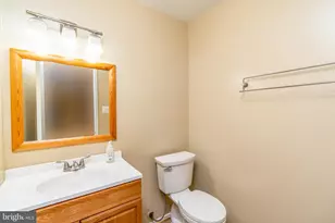 3134 Delburne Ct, Fairfax, VA 22031 - Photo 17