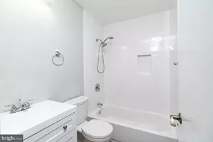 3134 Delburne Ct, Fairfax, VA 22031 - Photo 11