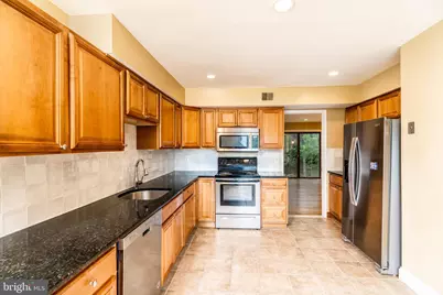 3134 Delburne Court, Fairfax, VA 22031 - Photo 3